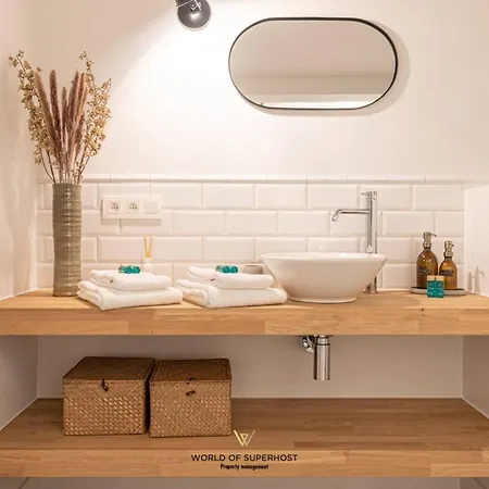 Characteristic House Near The For 10 * Остенде