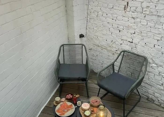 Characteristic House Near The For 10 Hébergement de vacances *