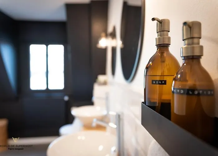 Будинок відпочинку Characteristic House Near The For 10 Остенде