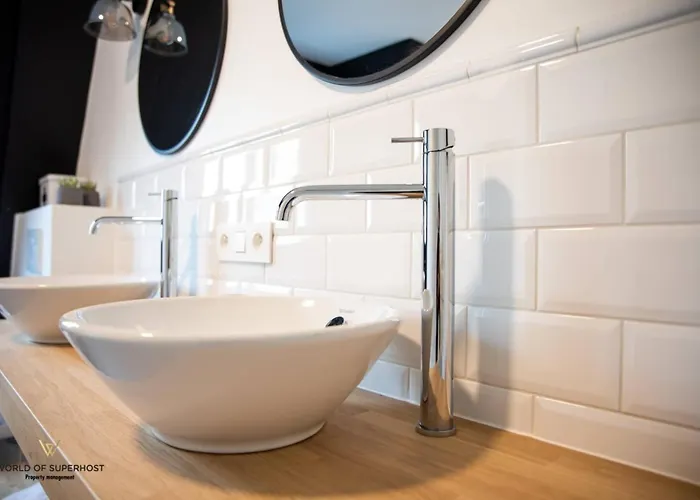 Будинок відпочинку Characteristic House Near The For 10 Остенде