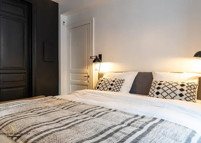 بيت للعطل Characteristic House Near The For 10 *